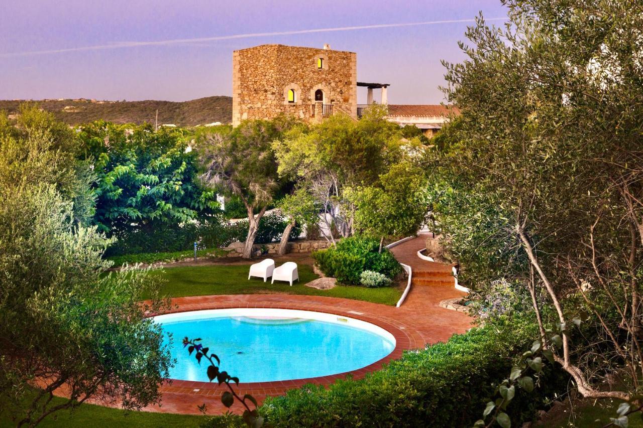 Residence Con Piscina A Liscia Di Vacca, 350 Mt Dal Mare, 3 Km Da Porto Cervo מראה חיצוני תמונה