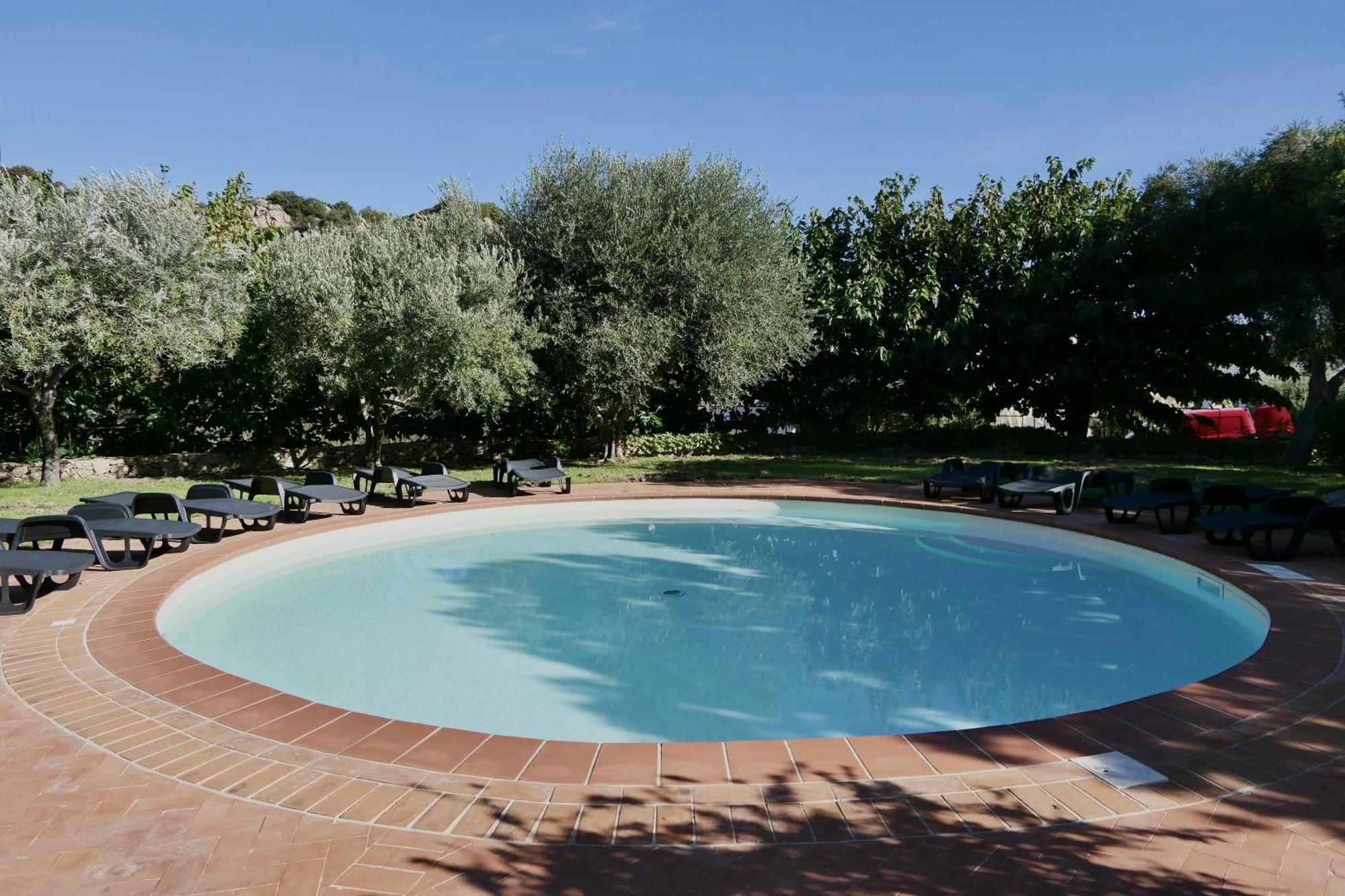 Residence Con Piscina A Liscia Di Vacca, 350 Mt Dal Mare, 3 Km Da Porto Cervo מראה חיצוני תמונה